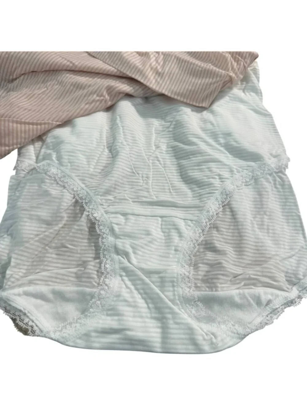Vanity Fair Radiant Light Luxe Brief Underwear Stretch Lace Waistband 3-Pack 3XL